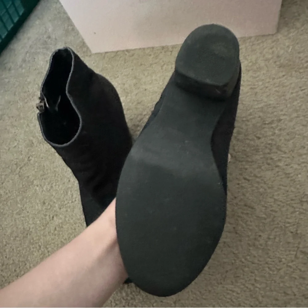 bp black booties